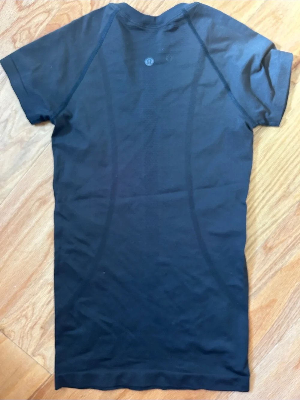 Women’s Lululemon Black Short-Sleeve Swiftly Tee